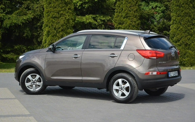 Kia Sportage cena 57900 przebieg: 149501, rok produkcji 2015 z Trzcianka małe 529